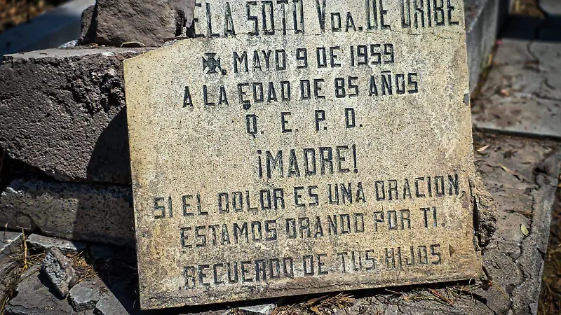 EPITAFIOS 10 DE MAYO DÍA DE LAS MADRES PANTEÓN SAN MIGUEL TULANCINGO 
